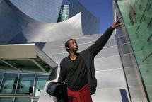 The Soloist - Arriving at Disney Hall