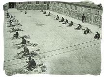 Robben Island Prisoners - Stone Pounders