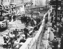 Erecting the Berlin Wall 