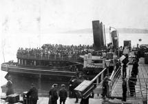 Titanic - Loading Baggage at Queenstown